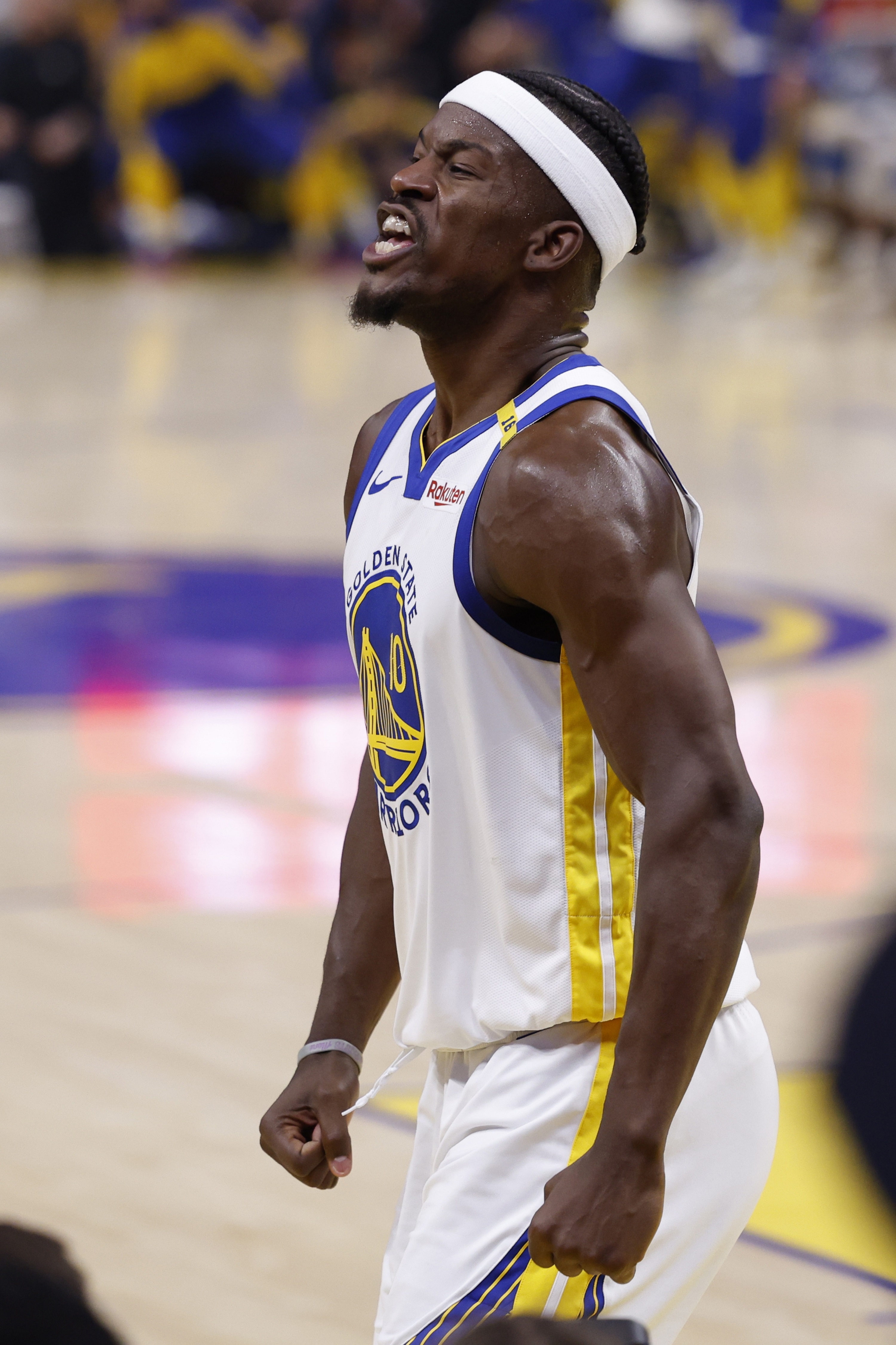 丢了最关键的篮板！火箭全场41板比勇士多7个 巴特勒关键篮板