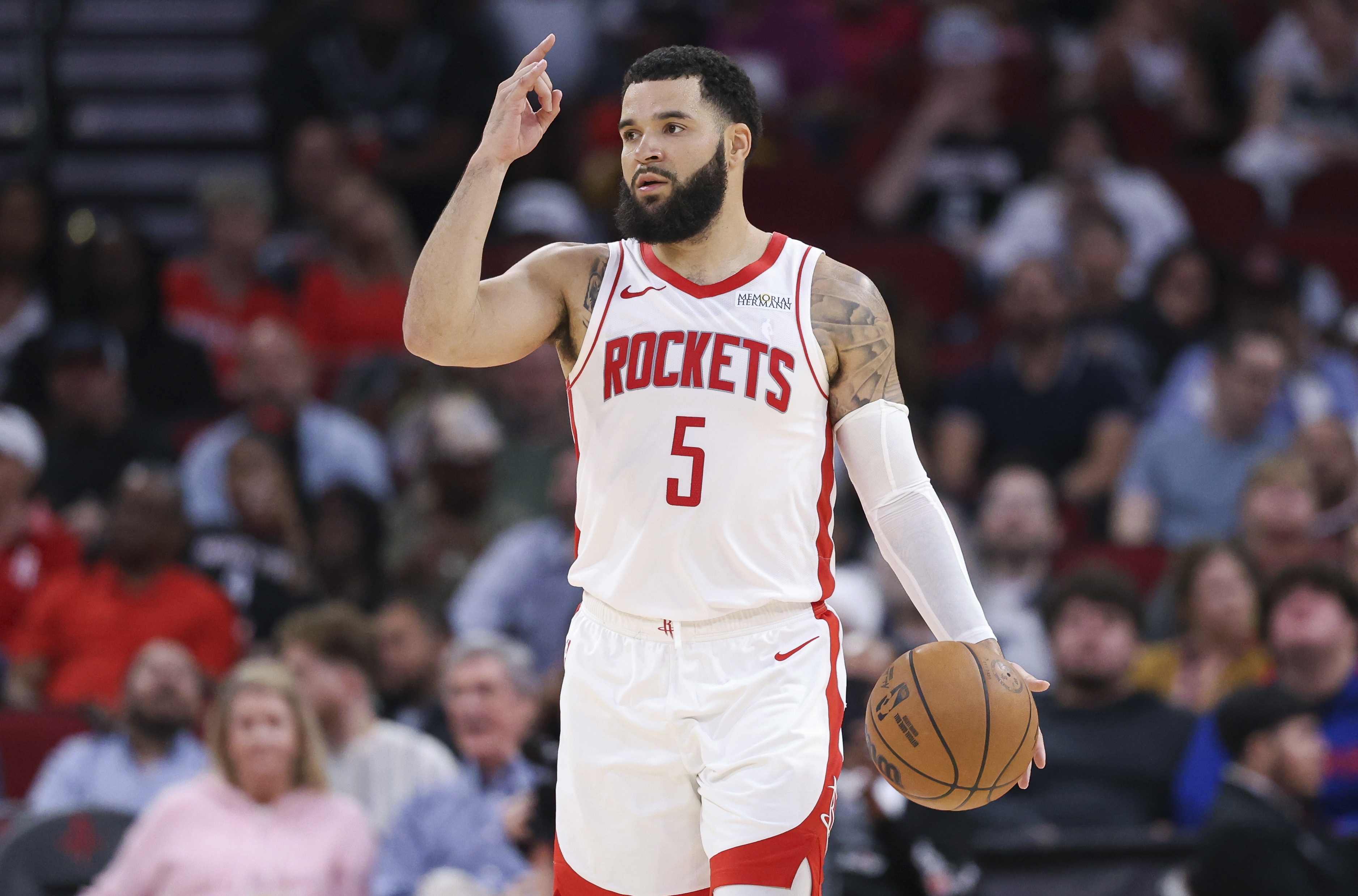 范弗里特：当球队没机会夺冠时 我可能不会全力攻防&带伤上阵