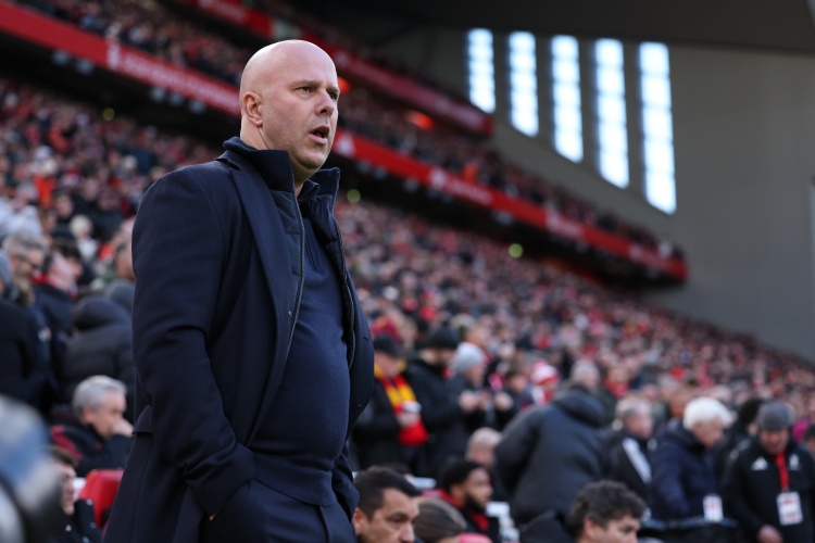 杰拉德：斯洛特需带利物浦保持稳定状态，球队还有许多目标争取